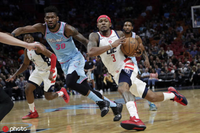  巴特勒硬解开拓者热火喜提四连胜冲击东部前三  